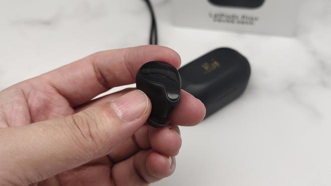 蓝牙耳机推荐：性价比之王让你爱不释手！尊龙凯时APP用户一致好评！2025年(图2)